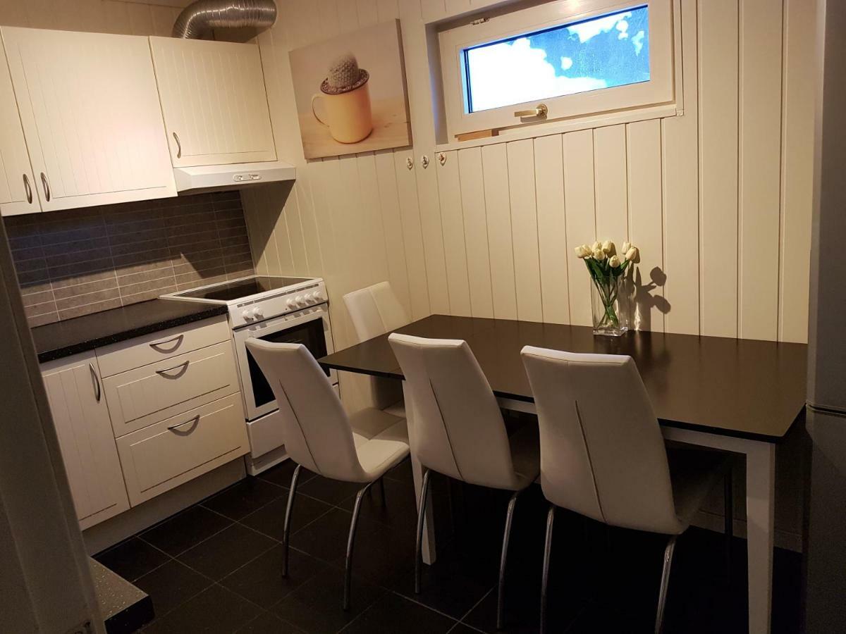 Rake Lejlighed Loen Eksteriør billede